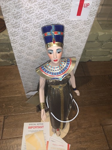 RARE Franklin Heirloom Egyptian Queen Nefertiti Statue Figure RARE COA - Picture 6 of 12