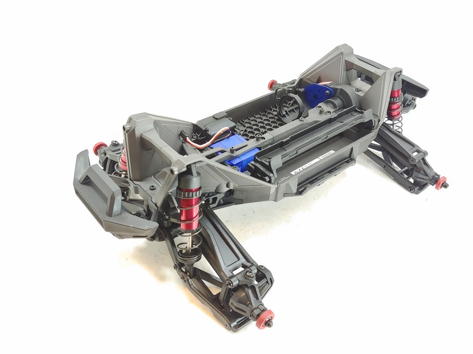 Bras De Suspension Supérieur Billet Pour Traxxas Maxx V2 Avec WideMaxx - Modèle 1/10, Noir, Par Integy (ref 8998)