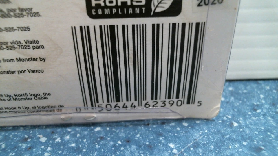 Monster RCA Plug To 2_RCA Jacks Adapter 6" (140292-00) FS - Image 3 of 3