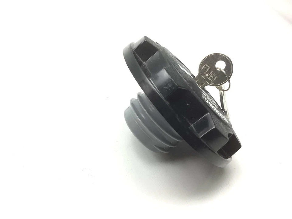 Tapa del tanque de combustible - Tapa de combustible de bloqueo regular Stant 10589 se adapta a Dodge Charger 83-87 Foto 4 de 4