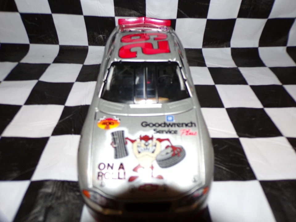 Kevin Harvick #29 GM Goodwrench / Looney Tunes 1:24 Scala Azione Nascar 101722 - Immagine 4 di 4