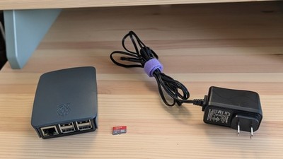 Raspberry Pi 3 Model B V1.2 1GB Wi-Fi Bluetooth w/ Case, Power Adapter, 32gb mSD