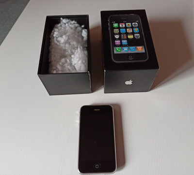 !!! Original Apple iPhone 3GS 8GB Sammlerstück plus Verpackung Handy Selten !!!