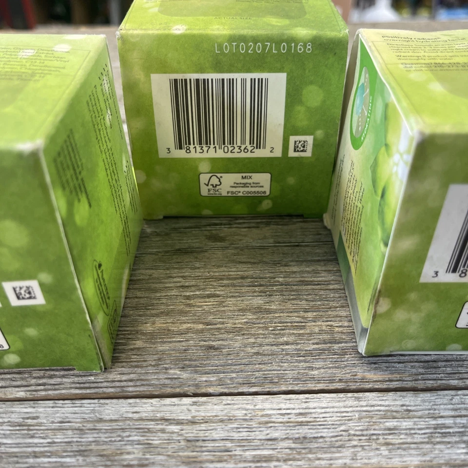 3 Pack Aveeno Positively Radiant Overnight Hydrating Facial Moisturizer 1.7 oz - Image 2 of 4