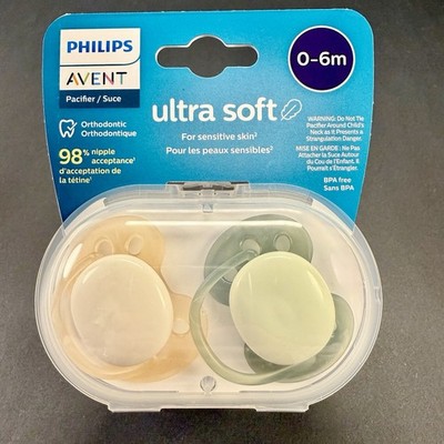 Philips AVENT Ultra Soft Pacifier 6-18m with Sterilizer Carrying Case (A)