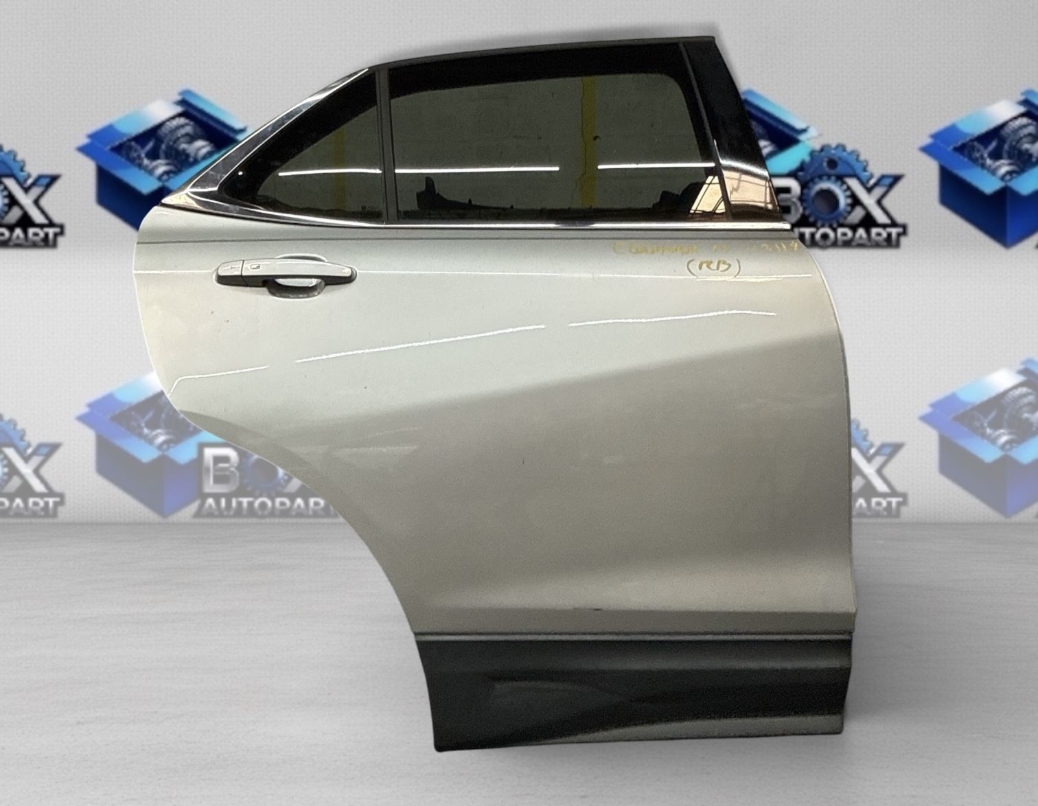 2018-2024 CHEVY EQUINOX Rear Right Door (Paint Code:GAN) OEM