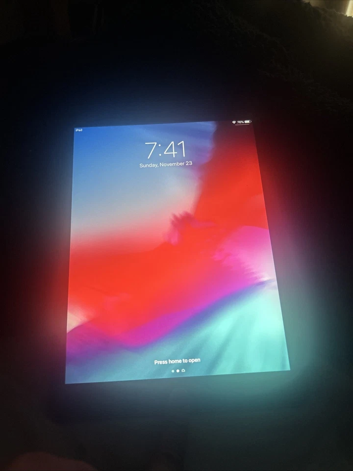 iPad Air - Image 3 of 4