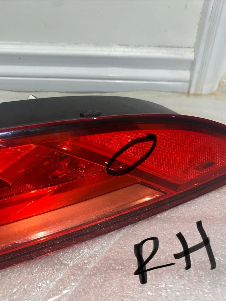 Par de luces traseras LED Jaguar F-Pace izquierda y derecha | HK83-13404-BB / HK83-13405-BB | OEM Foto 3 de 4