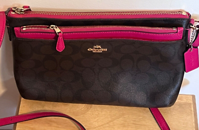 Coach EAST/WEST POP CROSSBODY IN SIGNATURE CANVAS (COACH F52657
