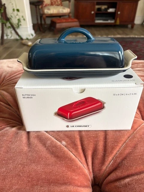 Le Creuset Stoneware Heritage Butter Dish 6x2 1/2 in NUIT RARE