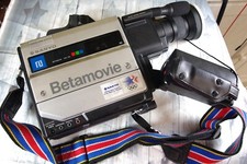 UNTESTED Sanyo Betamovie VRC100 Video Camera Recorder Beta FOR PARTS vintage