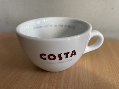 Costa Italienischer Kaffee in der Zubereitung Tasse