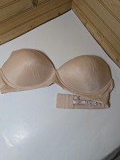 Victoria's Secret Bra. No Wire/ Sans Armature. Size 38DDD