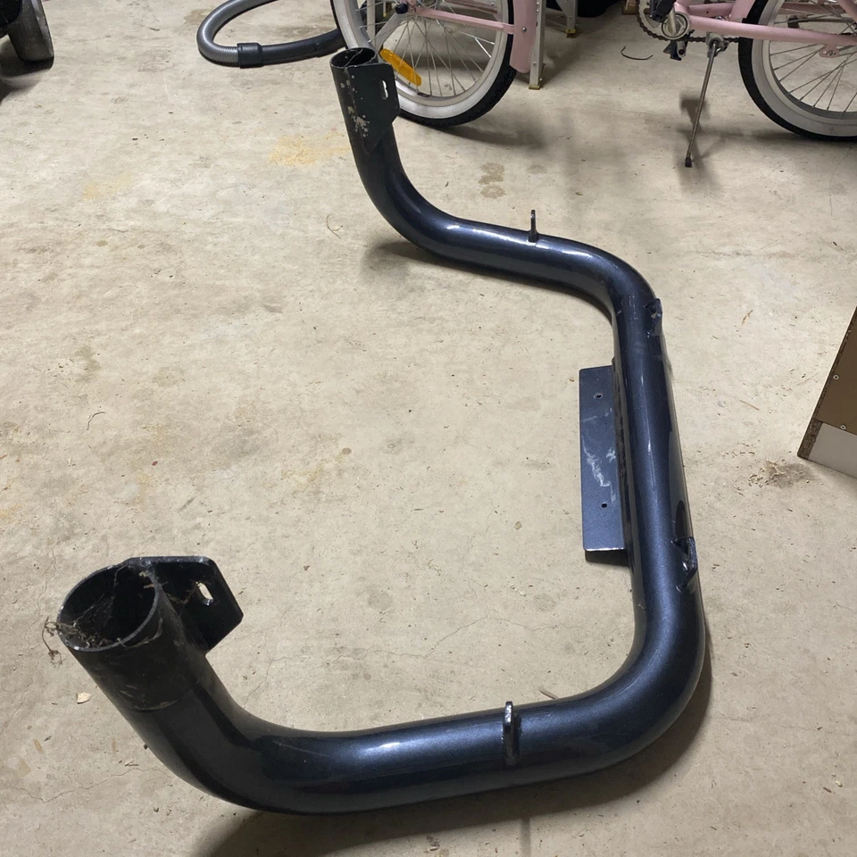 2014 Ford Ranger Wildtrek Nudge Bar.  Bar only, dosent come with fittings - image 2 of 3