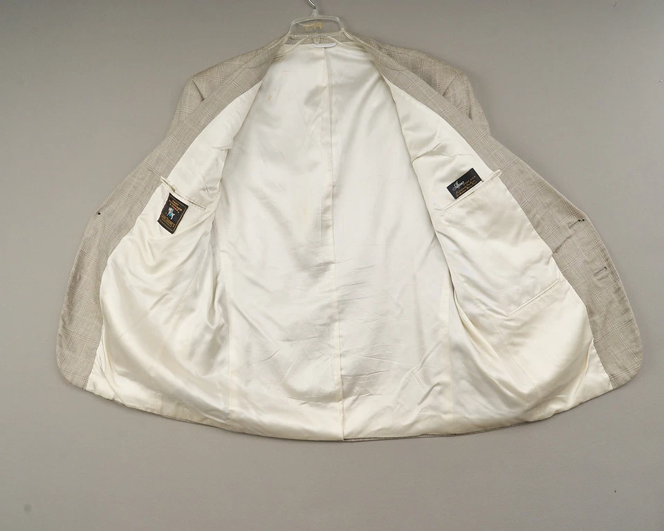 Hart Schaffner Marx Pure Silk Blazer Mens 44R Beige Plaid 2-Button Sport Coat - Image 3 of 4