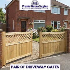 Driveway Gates with Lattice Insert Treated Wooden Decorative Home Entrance