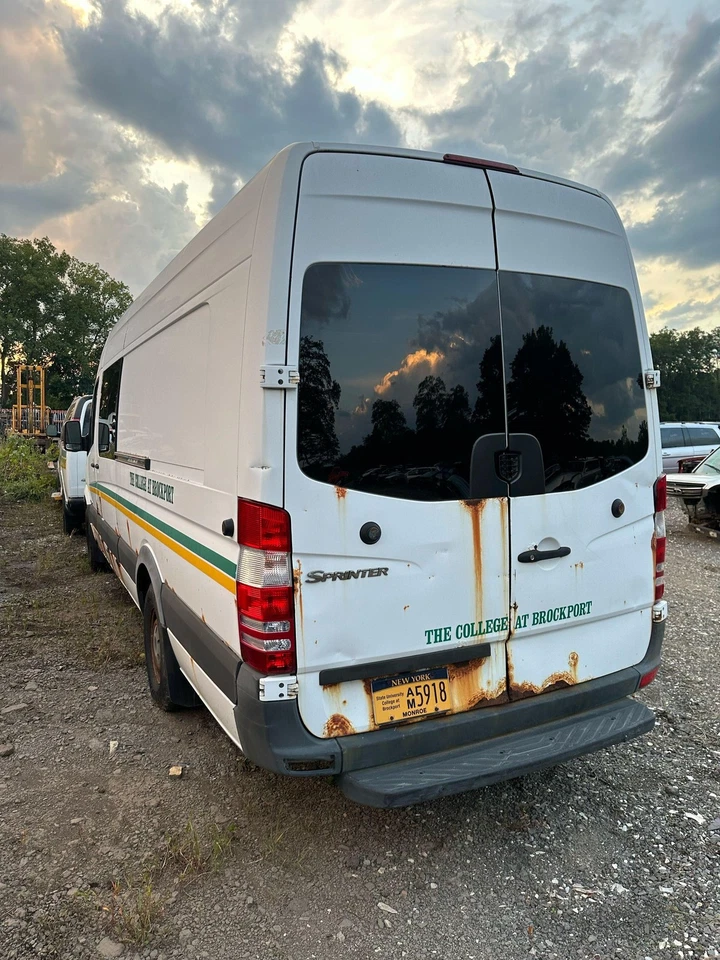 07 08 09 DODGE SPRINTER 2500 Rear Axle Assy. Foto 4 de 4