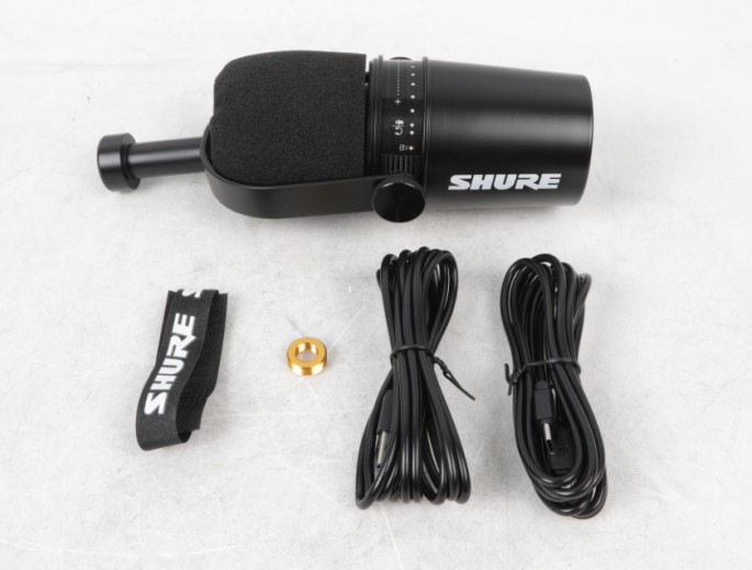 Shure MV7 Cardioid Dynamic Vocal / Broadcast Microphone USB & XLR Outputs