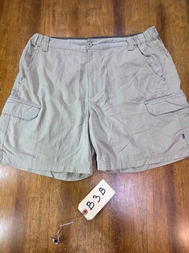 REI Cargo Hiking Shorts Men's 36 waist Beige UPF40+ Nylon Fishing Zip Pockets - Picture 3 of 17
