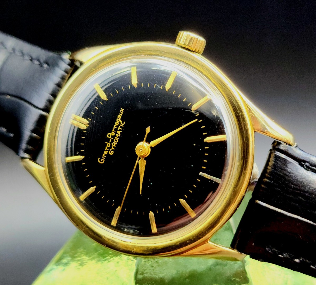 Vintage GIRARD PERREGAUX 