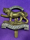 Genuine WW1/2 The Leicestershire Regiment Bimetal Cap Badge w/slider