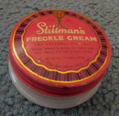 VINTAGE  MILK GLASS JAR/STILLMAN'S FRECKLE CREAM ART DECO GRAPHICS/SOME CONTENTS