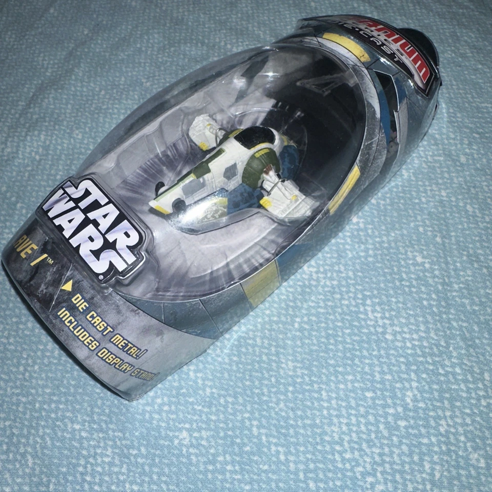 Micro máquinas fundidas a presión serie Titanium Star Wars Slave I Foto 3 de 4