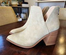 Kathemol Women  s Beige Faux Leather Ankle Bootie Pointed Toe Block Heel Zip 9
