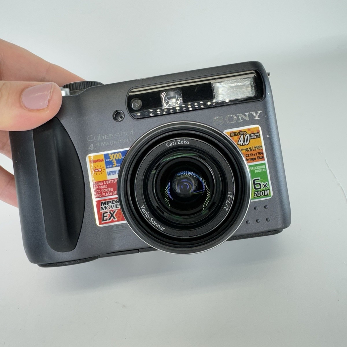 Sony Cyber-shot DSC-S85 ソニーデジカメ　動作品　ツァイス Amazon.com : Sony DSCS85 CyberShot 4.1MP Digital Still
