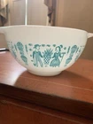 Vintage PYREX #441 Amish Butterprint Turquoise/White 1.5 Pt Cinderella Bowl FAB