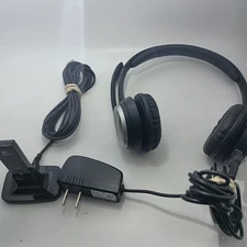 #AB)Logitech Clearchat PC Wireless Headset A00006 with A00007 Receiver & Charger