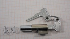 Lenkschloss DKW Oldtimer NEIMAN&reg; rund - Bolzen 10 mm &Oslash; x 18,5 - Hammerschl&uuml;ssel