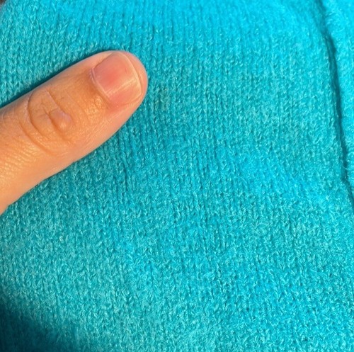 Club Monaco Teal V Neck Sweater SZ S - Picture 5 of 9