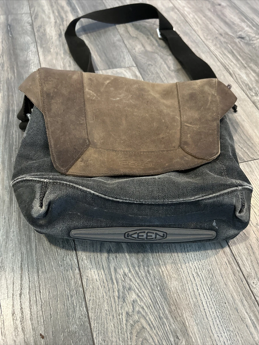 Keen travel deals bag