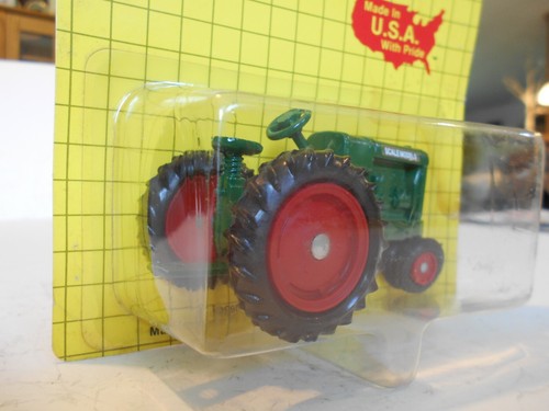 Vintage 1987 Scale Models 1:32nd Scale Oliver 80 Tractor, First Edition, NIB - Picture 4 of 10