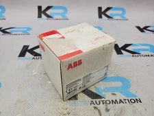 ABB 1SAP220500R0001 DC551-CS31 D4 Bus Module