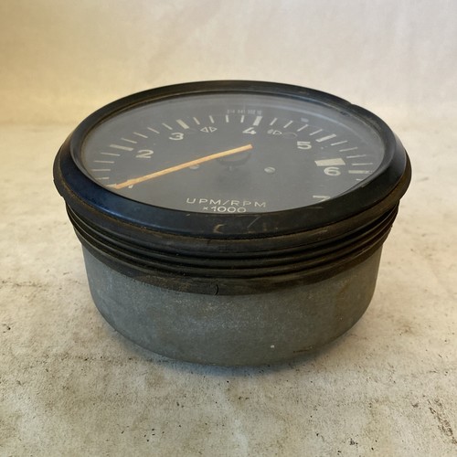 Porsche 914 Tachometer VDO 10/73 914 641 302 12 - Picture 6 of 16