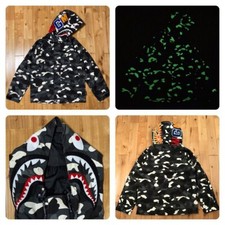 Glow in the dark BAPE camo shark hoodie snowboard jacket A Bathing Ape Size M