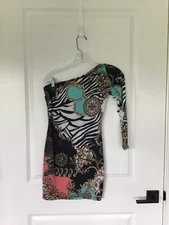 EUC women’s small dress black sage peach white one 3/4 sleeve design polyester *