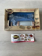 VTG 1950s Mirro Aluminum Cooky- Pastry Press 358-AM In Original Box