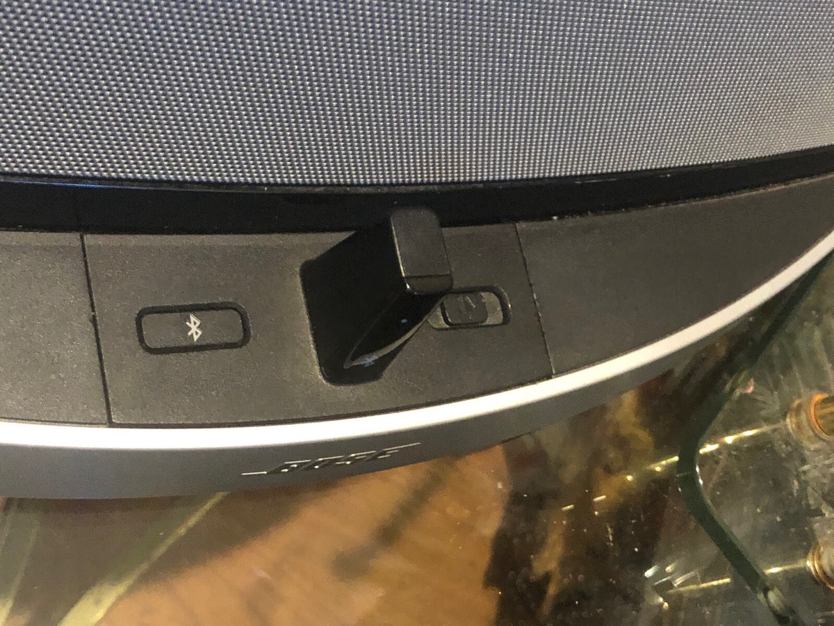 Bose SoundDock 10 Bluetooth Speaker System Great Bose Sound
