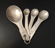 Vintage Aluminum Measuring Spoons Set of 4 on Ring U.S. ST'D