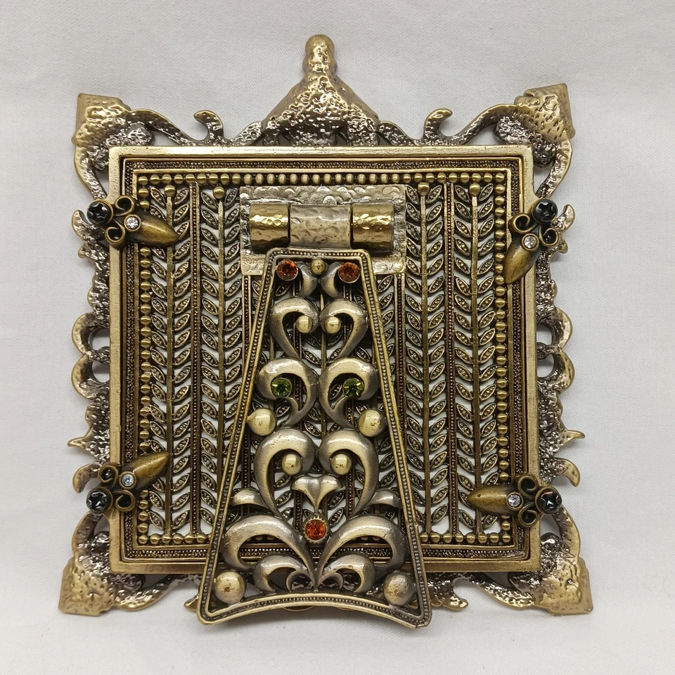 Marco de fotos Tizo Swarovski cristales 3x3" latón pesado tono Foto 2 de 2