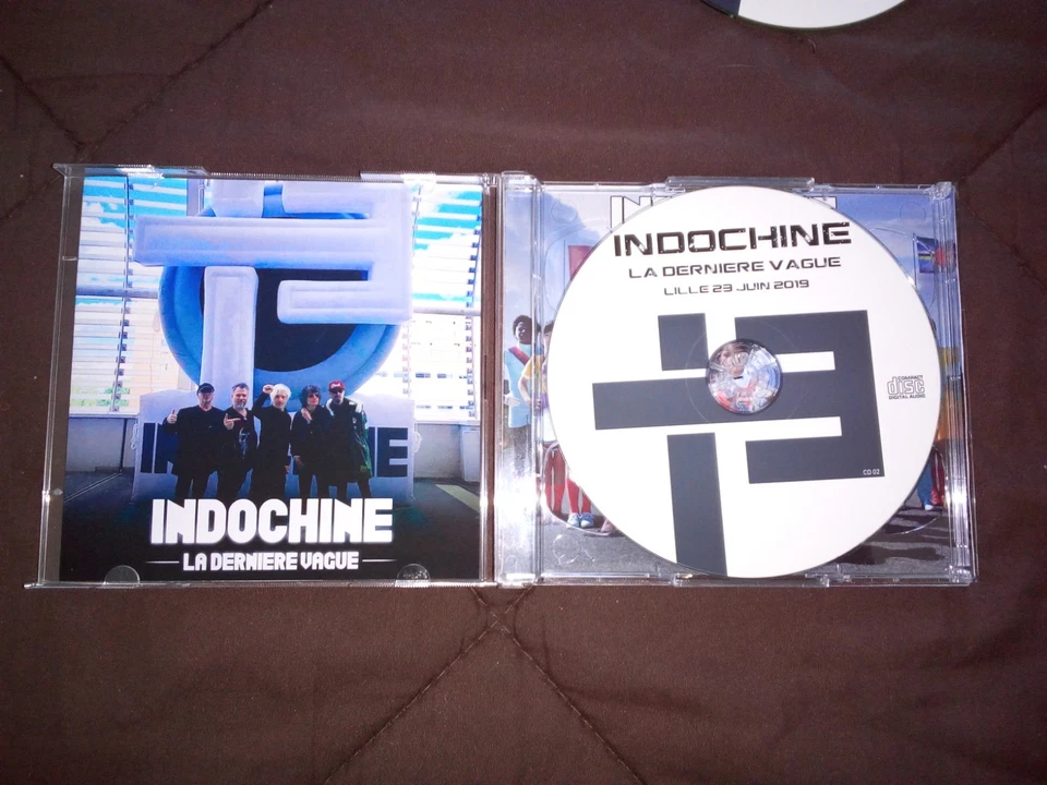 Triple CD live indochine Lille Derniere vague - 2019-06-23 - Soundboard - Image 2 of 3