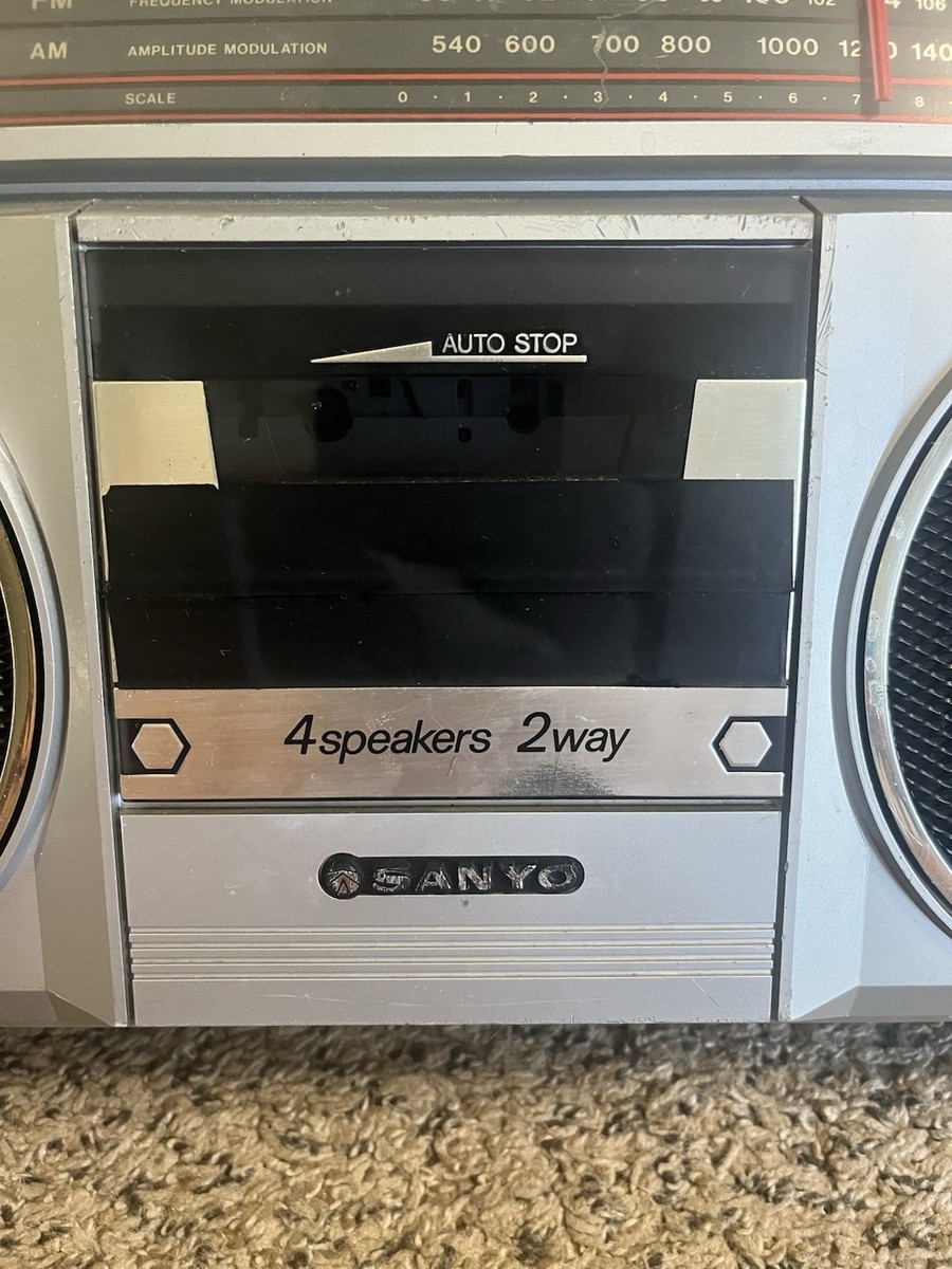 Vintage SANYO M9706 Stereo Cassette Recorder Boombox 1980'S