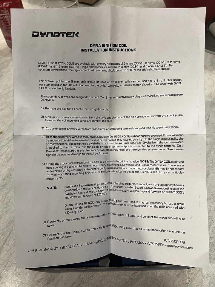 Bobinas de encendido Dynatek DC8-1 5,0 ohmios ángulo doble salida negras se venden en pares Foto 3 de 4