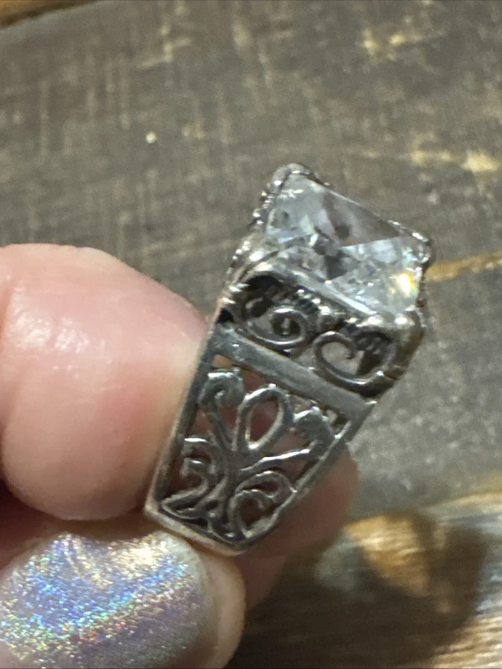 Silpada Sterling Silver Uptown Cubic Zirconia CZ Filigree Ring R0981 Size 8 - Image 2 of 4