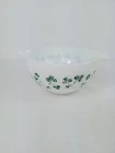 JAJ Pyrex 441 Clover Shamrock Bowl Cinderella Green/White