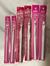 Susan Bates Lucite 5.5  Plastic Crochet Hooks Set Of 6 J, G, L, M, N, P