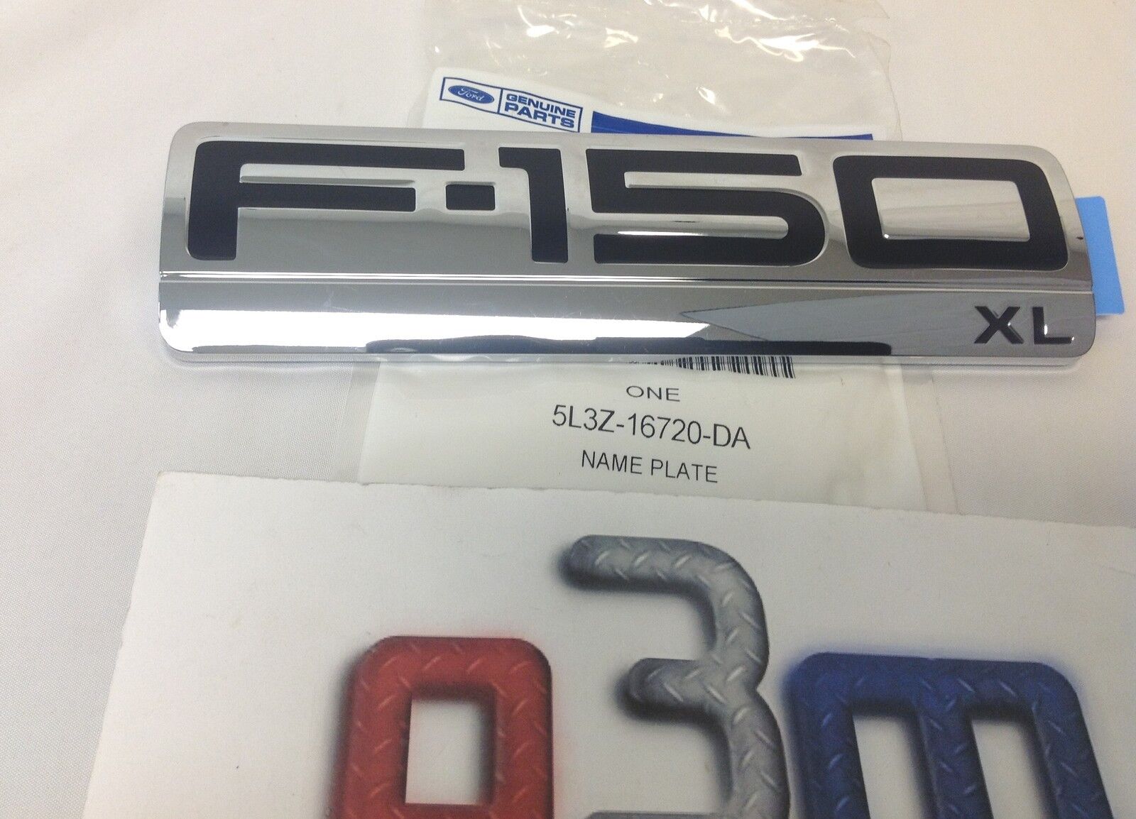 Ford OEM 5 L 3 Z 16720 Da Fender Emblem Badge Nameplate for sale 